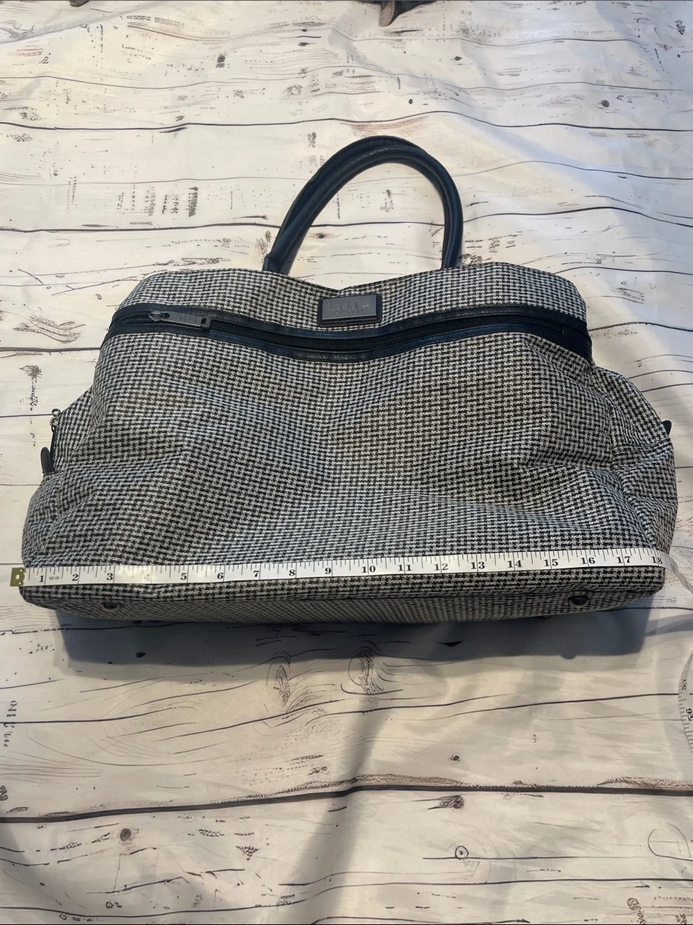 Nicole Miller Stylish Black & White Houndstooth Tote Bag Preowned